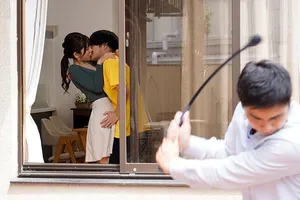 Cô ấy thích cưỡi một anh chàng và bị xuất tinh vào mặt theo góc nhìn của cô ấy