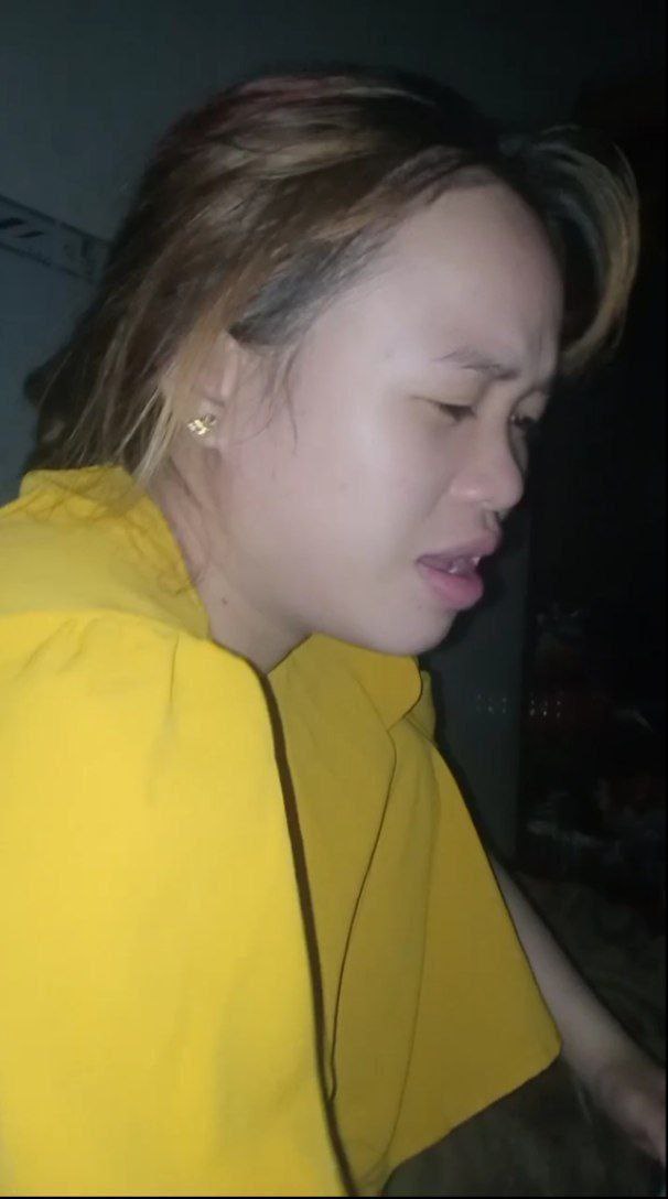 Cô vợ ngủ người chồng tranh thủ chơi má kế